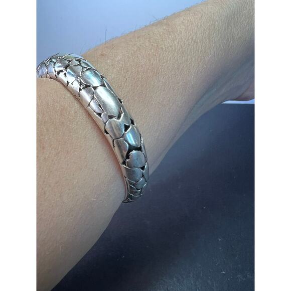 New Bali sterling silver cuff bracelet - Picture 5 of 12